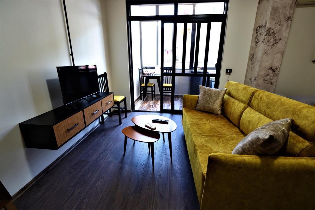 Ferienwohnung Stylish Studio In The Heart Of Tirana #3 Exterior foto